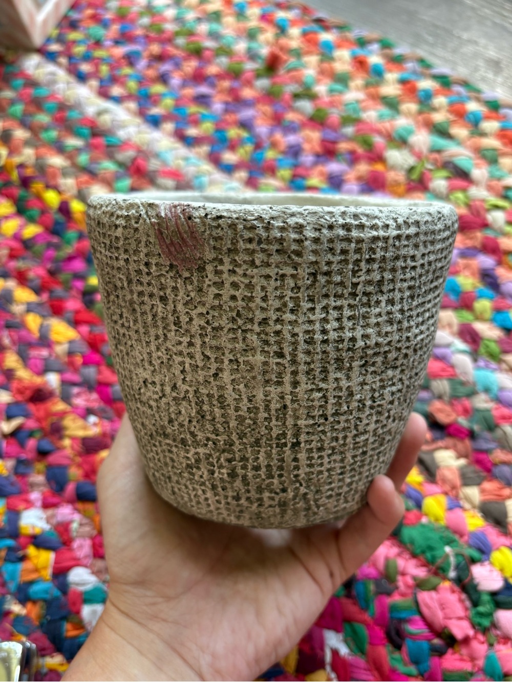 TEXTURED GRAY CERAMIC PLANTER POT